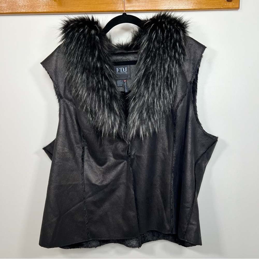 Vintage FDJ Black Faux Fur Collar Vest size XXL